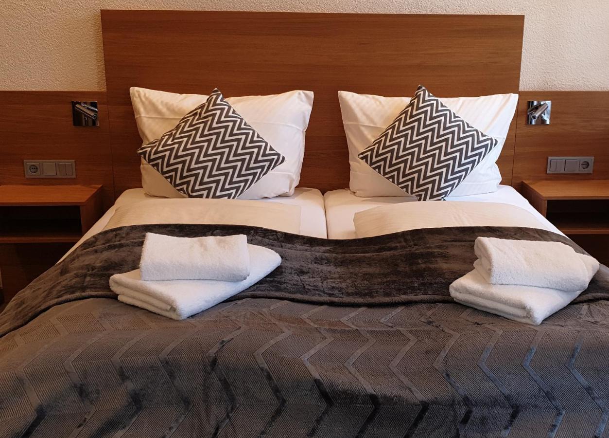 Gasthause Zur Krone Hotel Leimen  Extérieur photo